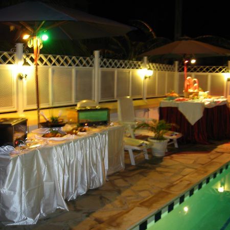 Rayan Tourist Villa Flic en Flac ภายนอก รูปภาพ